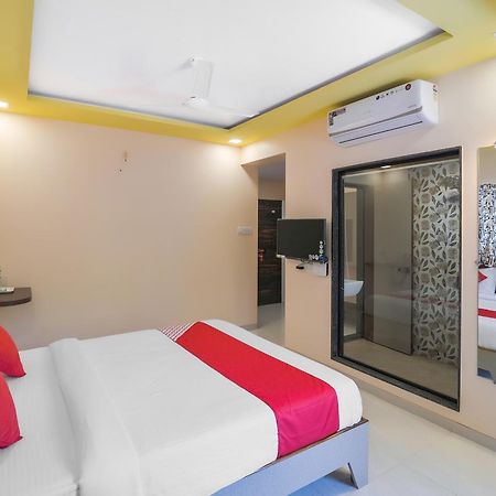 ホテル Oyo 13150 Mangal Residency ロナバラ エクステリア 写真