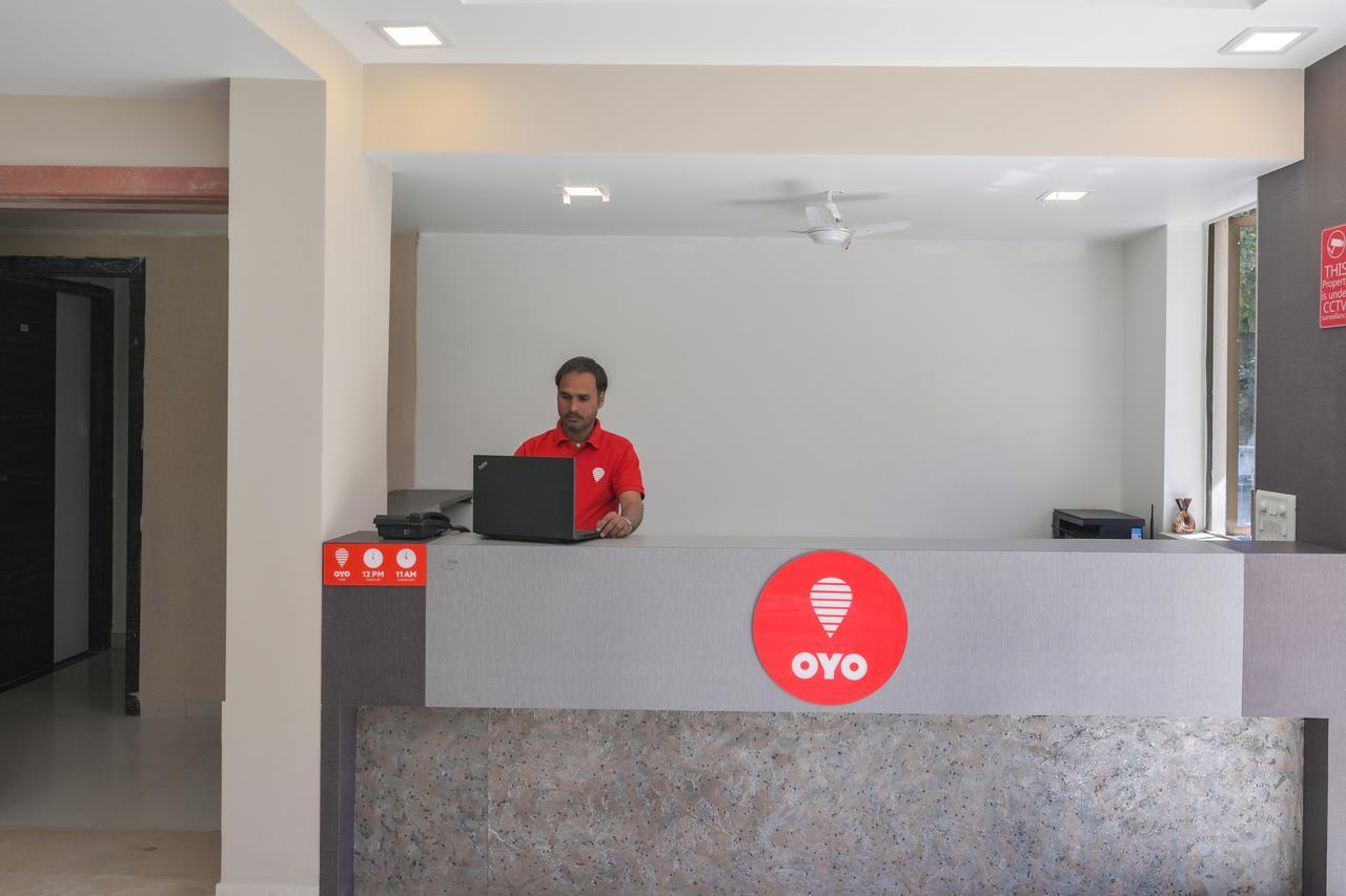 ホテル Oyo 13150 Mangal Residency ロナバラ エクステリア 写真